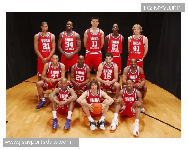 皮尔斯与姚明的篮球生涯对比分析及其在NBA历史中的地位探讨
