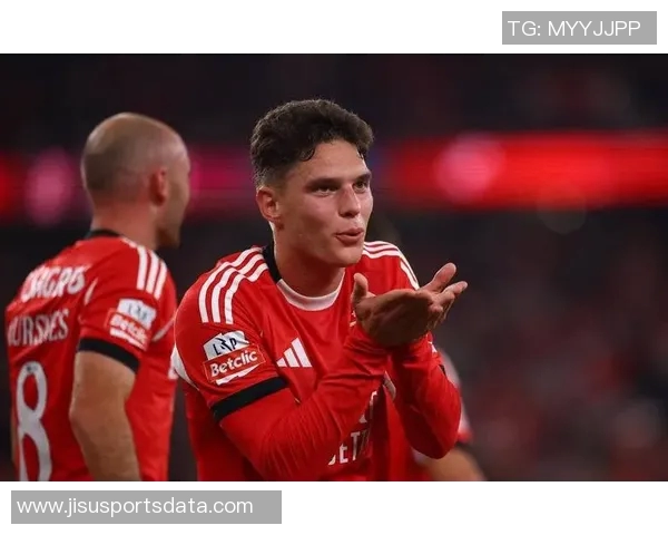 本菲卡大胜波尔图四球狂潮补时进球点燃全场激情